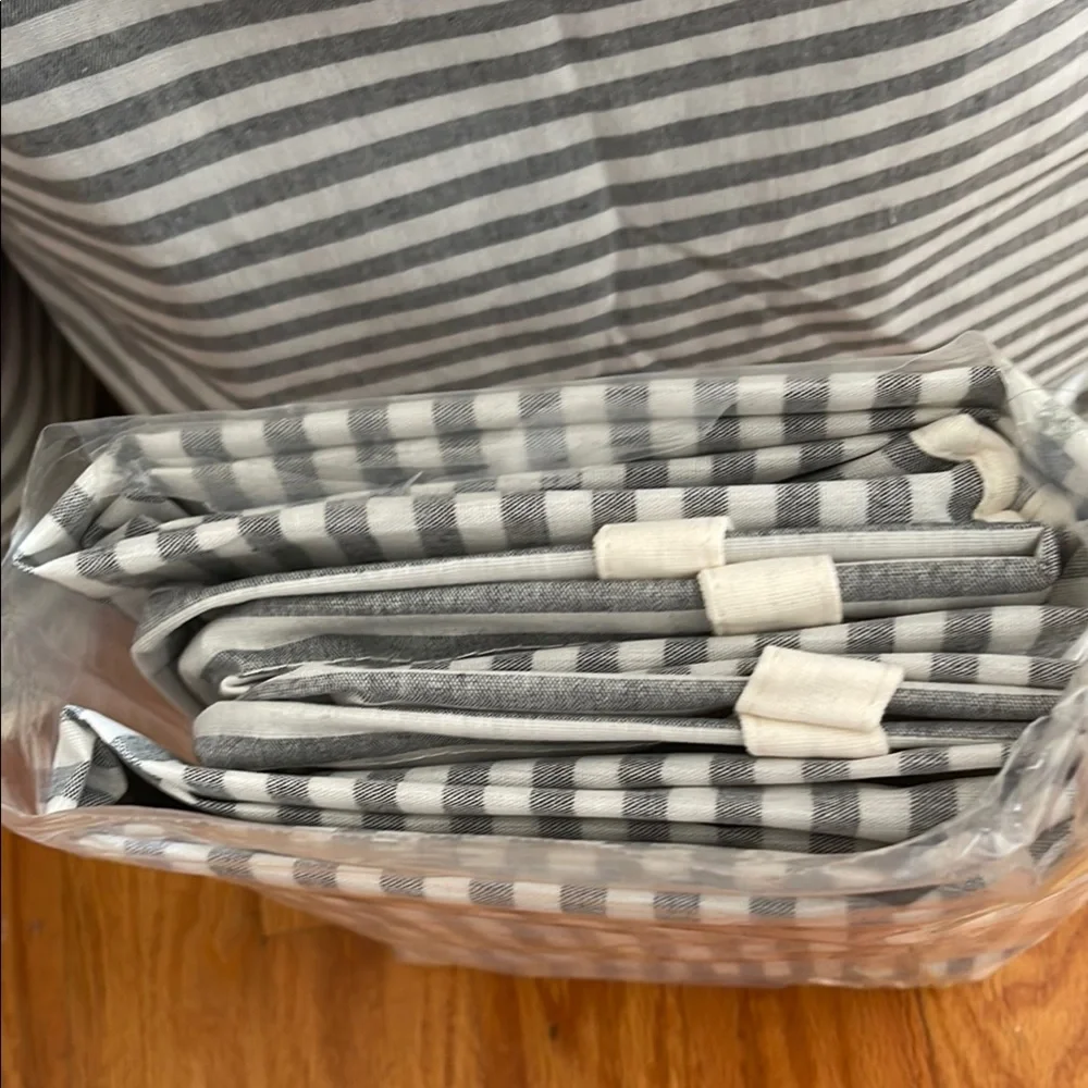 Gray and White Striped Laundry Basket. (Pack of 2)🧺